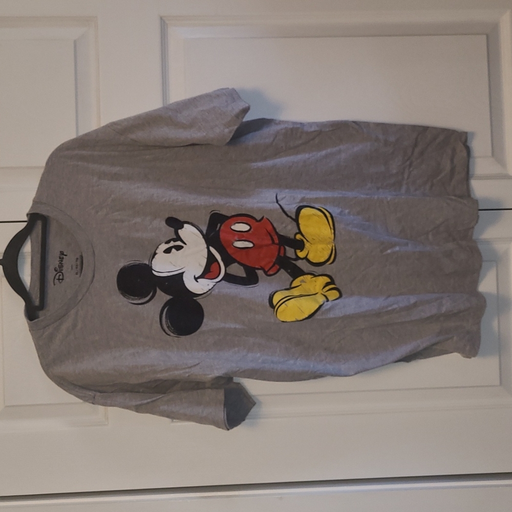 Mens xl Disney Mickey Mouse gray T-shirt
